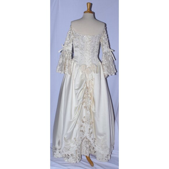 Lenovia#9513 Victorian Style Heavy Satin Bridal Gown-Size 12-LIGHT GOLD-NWT - Picture 2 of 13